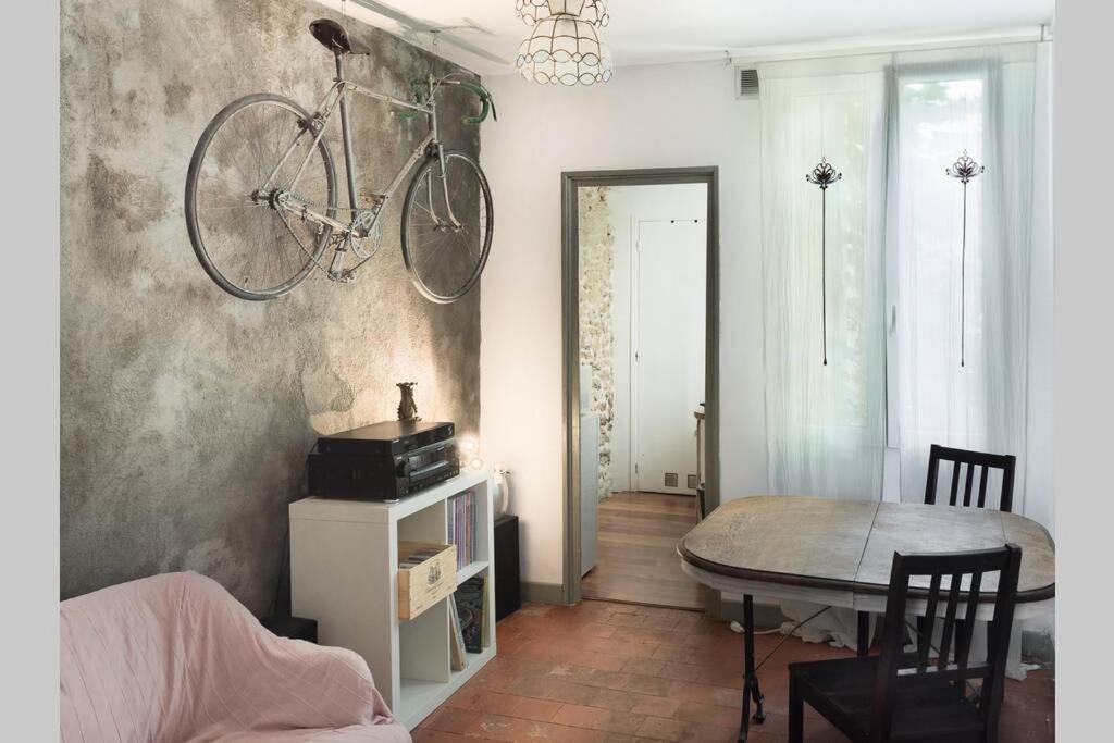 Tour De France Historique Et Chateaux De Loire オルレアン エクステリア 写真